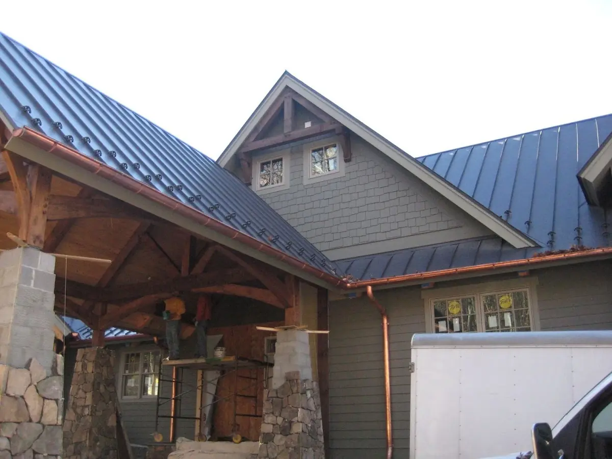 Craftsman Roofing team delivering quality roofing work in Paramount and South